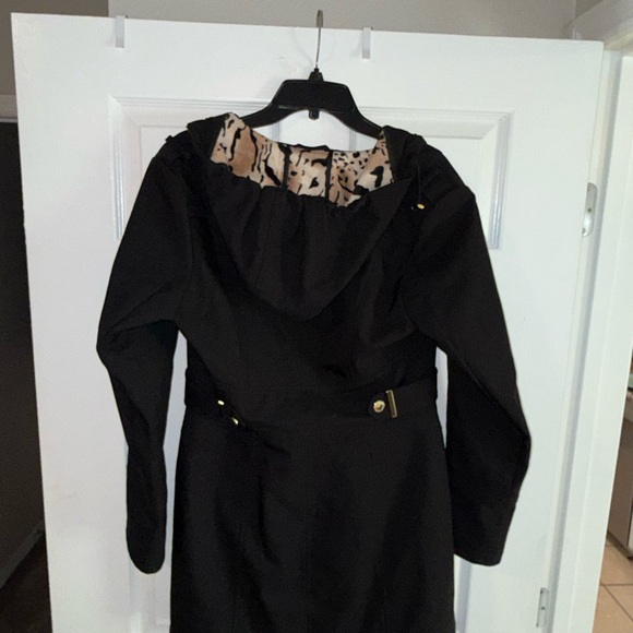 NewVia Spiga Black Fitted Animal Pattern Rain Coat Jacket with Zipper - Size M 🖤 - Picture 16 of 16